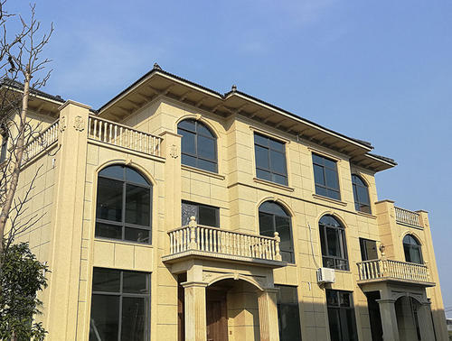 仿石漆仿石層抗水性良好，穩(wěn)定著色，不發(fā)白，無色差